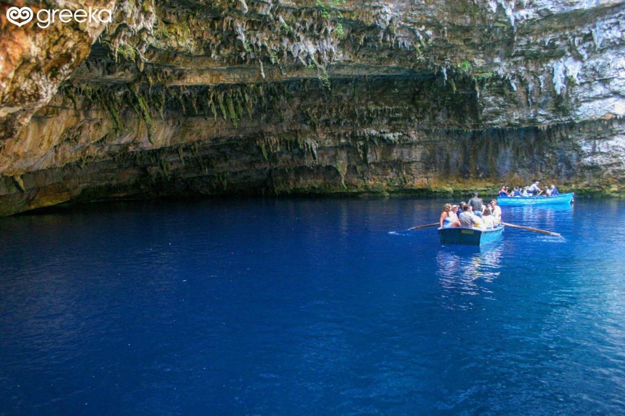 Melissani Hotel Sami  Exterior foto